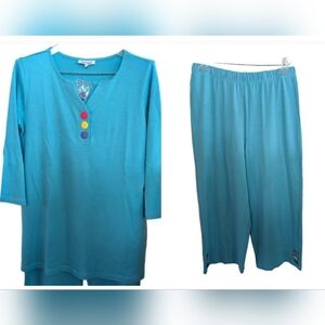 NEW Serengeti Teal Capri Button Detail Pajama Set Size Medium